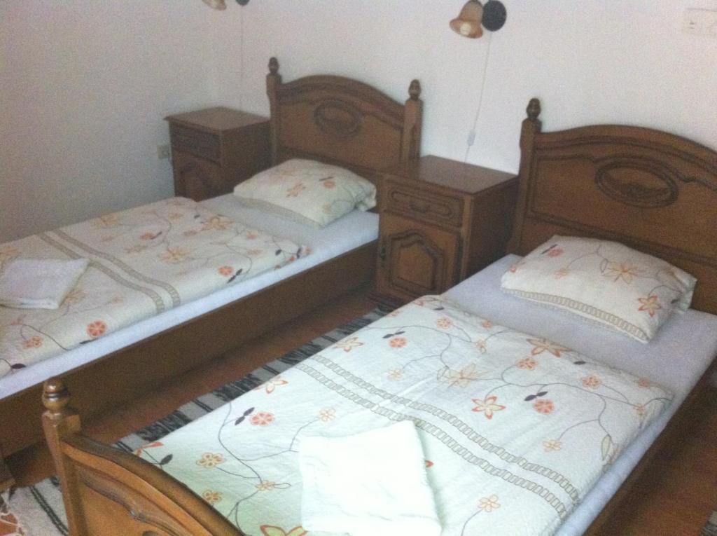 Bed and Breakfast Sarokhaz Panzio Vecsés Zimmer foto