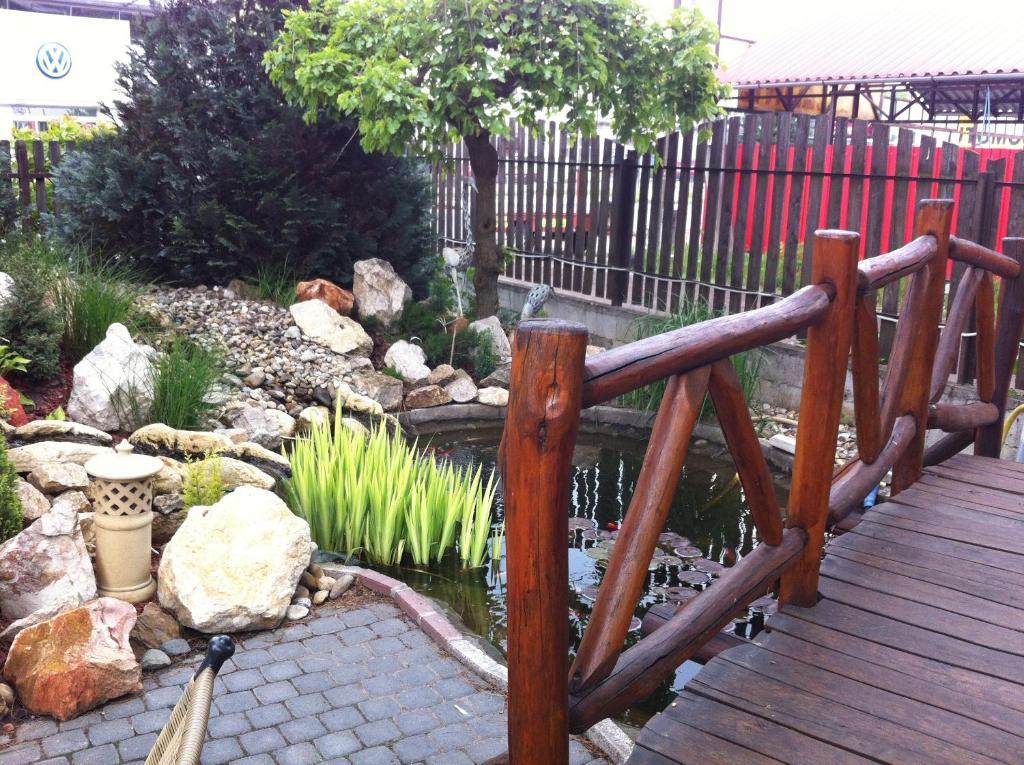 Bed and Breakfast Sarokhaz Panzio Vecsés Exterior foto